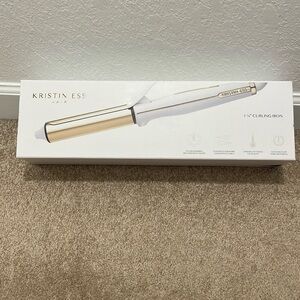 Brand new never used,Kristin Ess curling iron, 1 1/4” titanium barrel